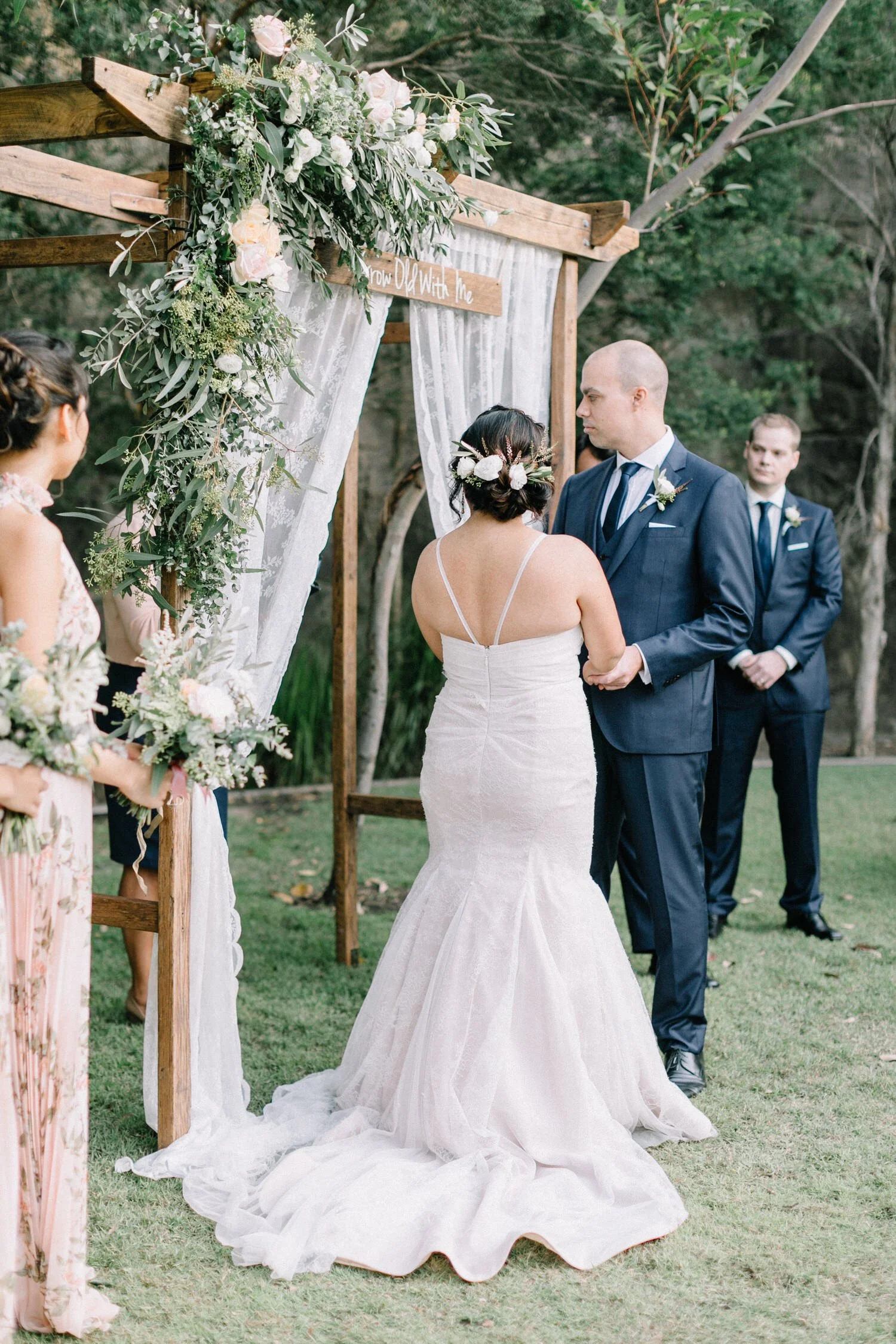 Timber wedding arch available for hire in Sydney and NSW, ideal for outdoor wedding ceremonies and bridal entrances.