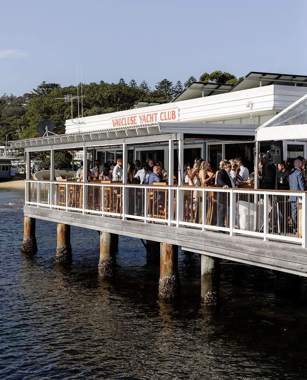 Great venues make great events even easier ✔️
From intimate gatherings to larger parties, @vaucluseyachtclub is a venue that does it ALL.
Our furniture helps set the tone, but that view does the real talking 👀
Furniture & Hire @hyre.eve