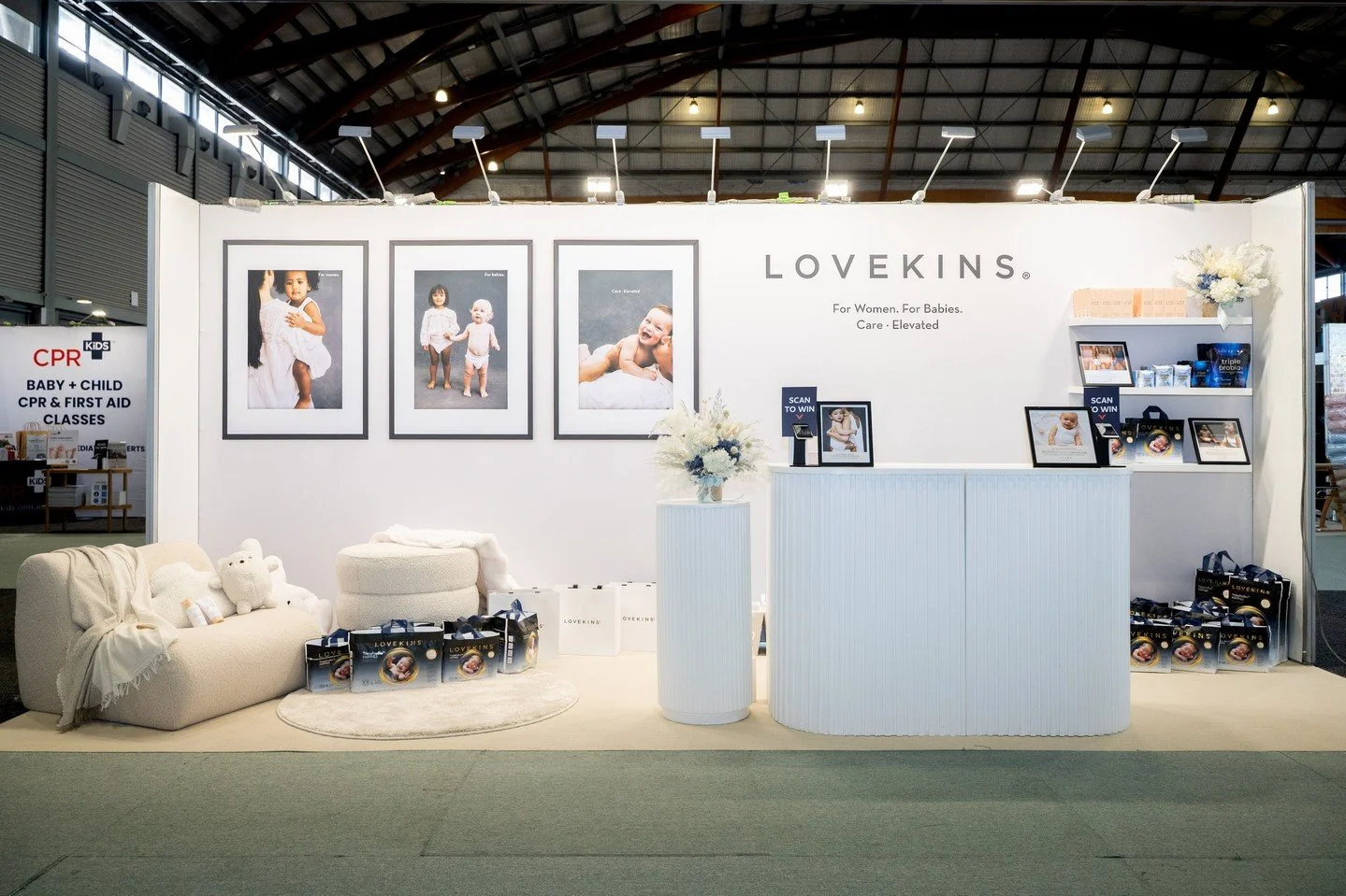 Planning an Expo? We've got you covered.⁠
⁠
Your booth deserves more than a folding table and a stool. ✨⁠
⁠
At HYRE Events, we have a stunning collection of expo furniture available for hire &mdash; think sleek display counters, ribbed pedestals, lou