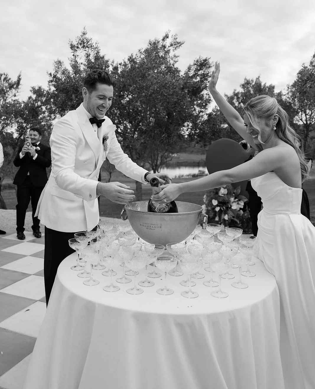 Casually raising the standard for outdoor events! ⁠
⁠
#eventfurniturehiresydney #sydneyeventhire #sydneyevents #weddinghiresydney #eventhire #hyreevents