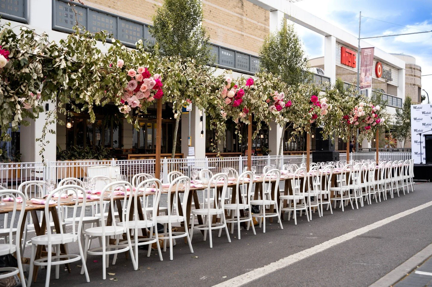 The type of table you photograph before you even sit down ⁠
⁠
 #eventfurniturehiresydney #sydneyeventhire #sydneyevents #weddinghiresydney #eventhire #hyreevents #westfield #cooperateevent #tablescape #eventstyling ⁠