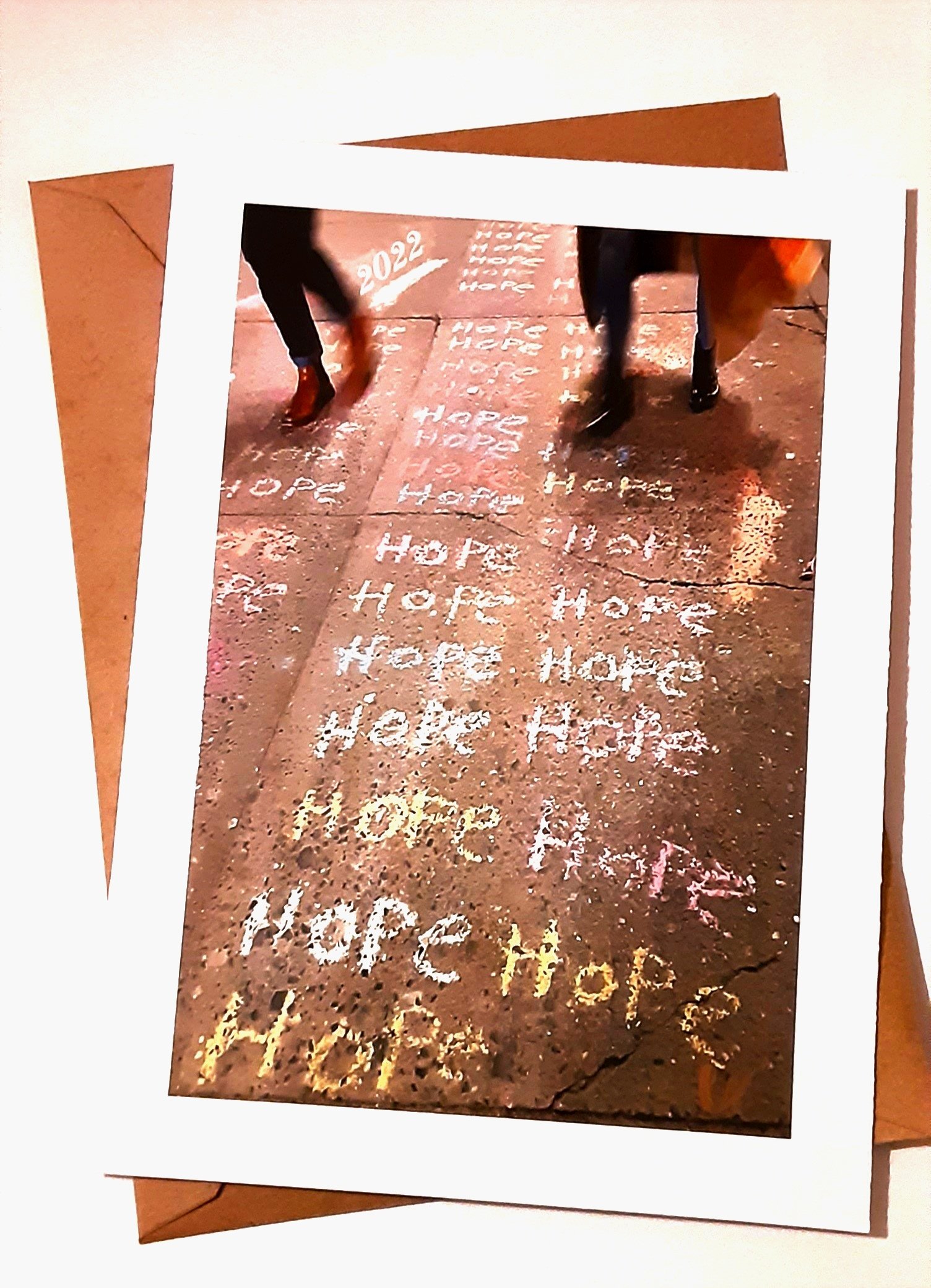 Cards+-+Hope+writtten+in+Chalk+on+sidewalk+nyc+20220120_051835.jpg
