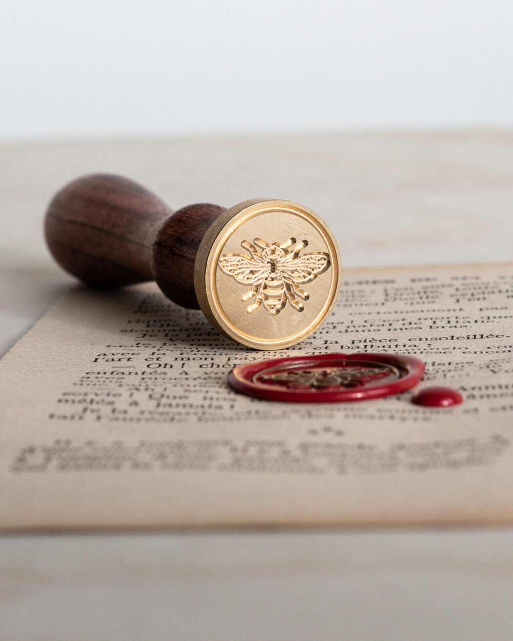 Fleur de Lis Brass Seal Stamp with Optional Handle – ArteOfTheBooke