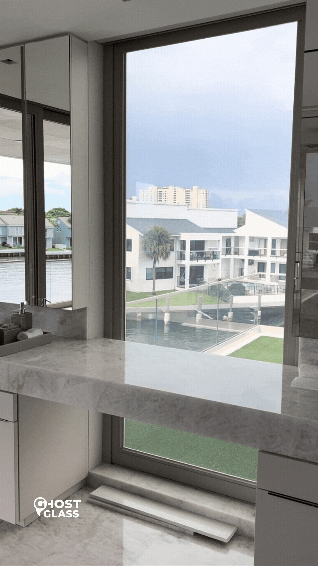 Bathroom GIF (Florida).gif