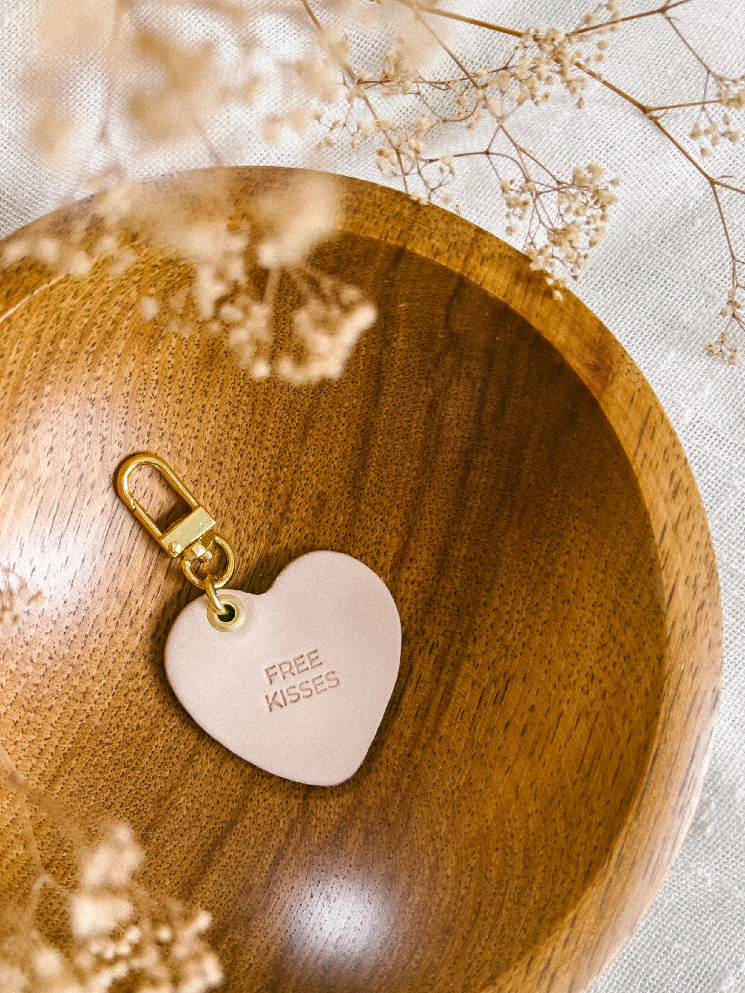 'Free Kisses' Heart Leather Pet Tag