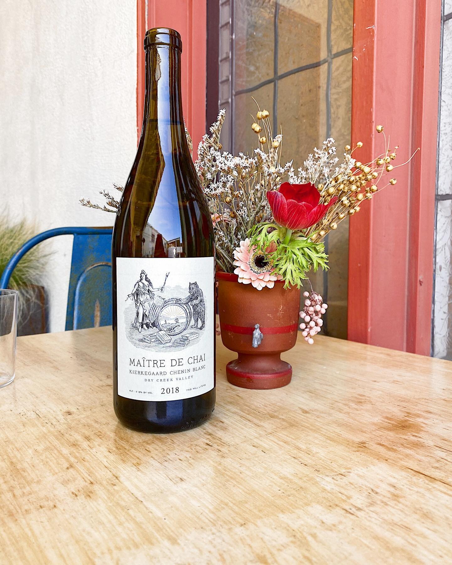 68&deg; &amp; 🔆 today! Swing by the tasting room and soak up the remainder of the weekend with us. Larder is stocked &amp; we have plenty of options for bottles to-go. 
⠀⠀⠀⠀⠀⠀⠀⠀⠀
We&rsquo;re also offering 20% off of our 2018 Kierkegaard Chenin Blanc