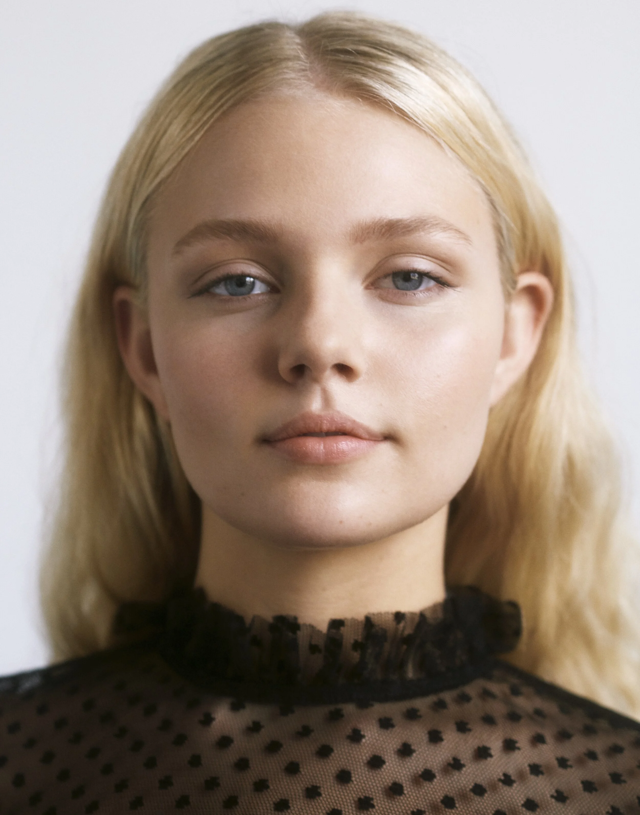 beauty natural makeup for blondes