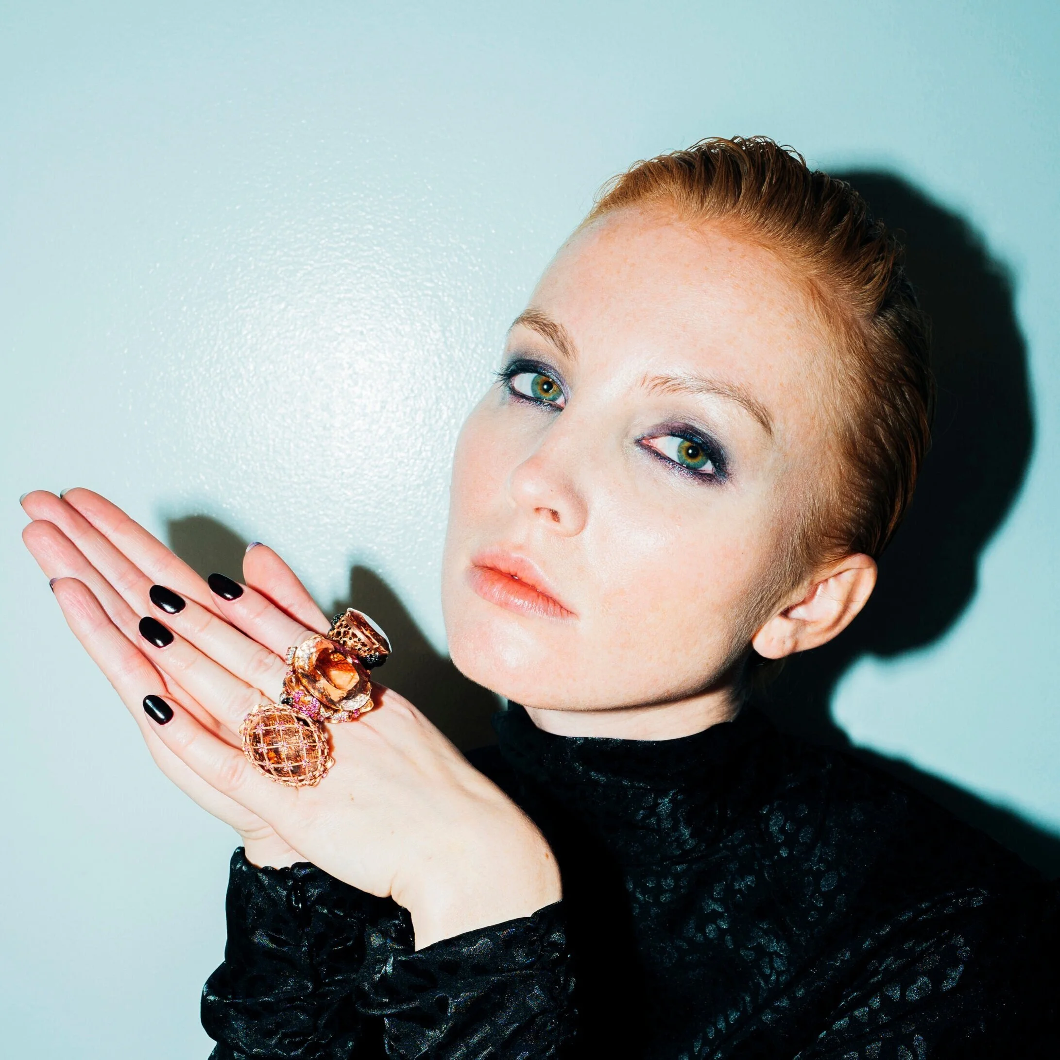 black smokey eyes makeup for redheads