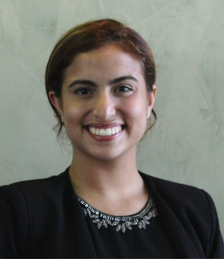 Marilluly Peraza Headshot Photo.png