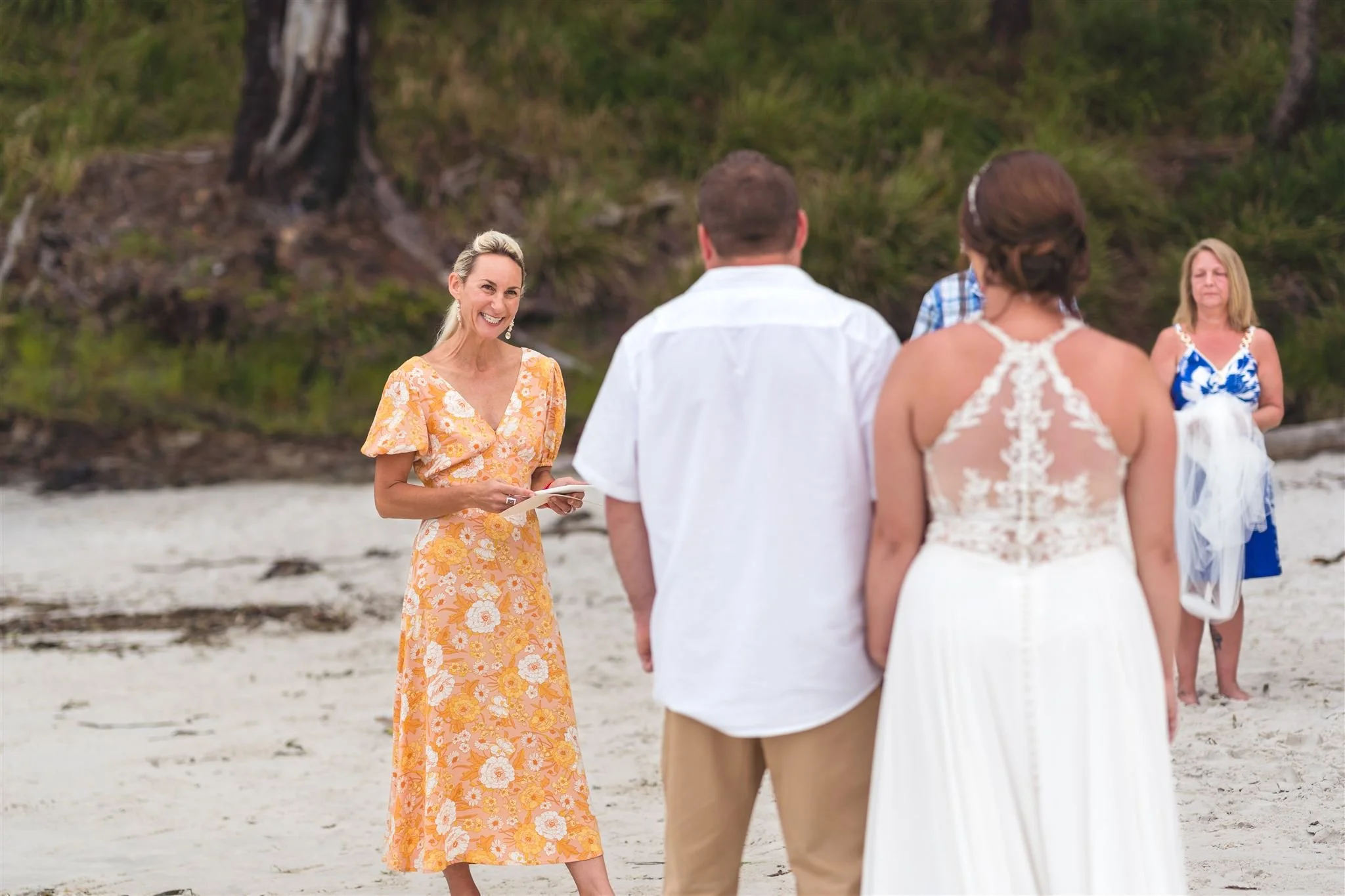 Jacqua Celebrant conducting Alyssa & Seph's elopement at Murrays Beach Jervis Bay