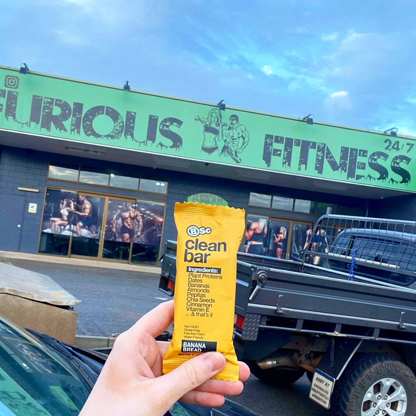 Post gym session at @furiousfitness247 for Amber, our Atherton Dietitian 💪

These clean bars help us to re-fuel after an intense training session 💦 

All plant based and gluten free ingredients, a good source of protein and carbohydrates, and lower