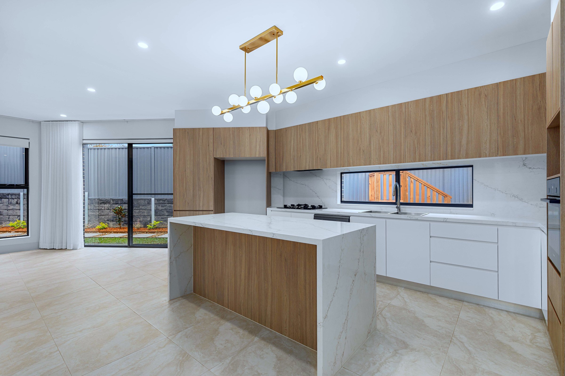 02-kitchen.jpg