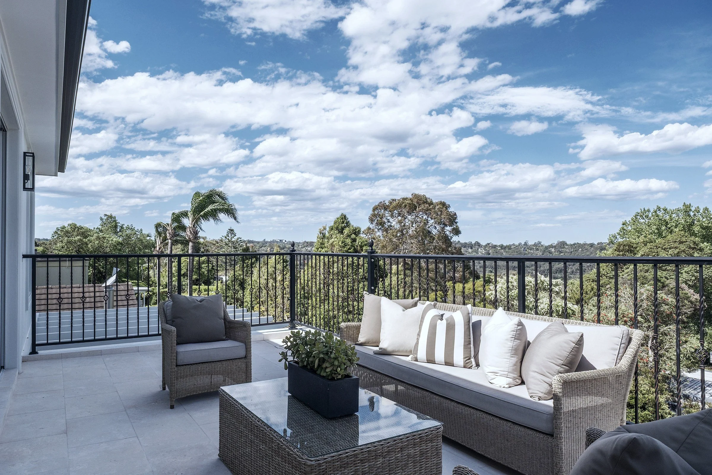 11-balcony-view.jpg