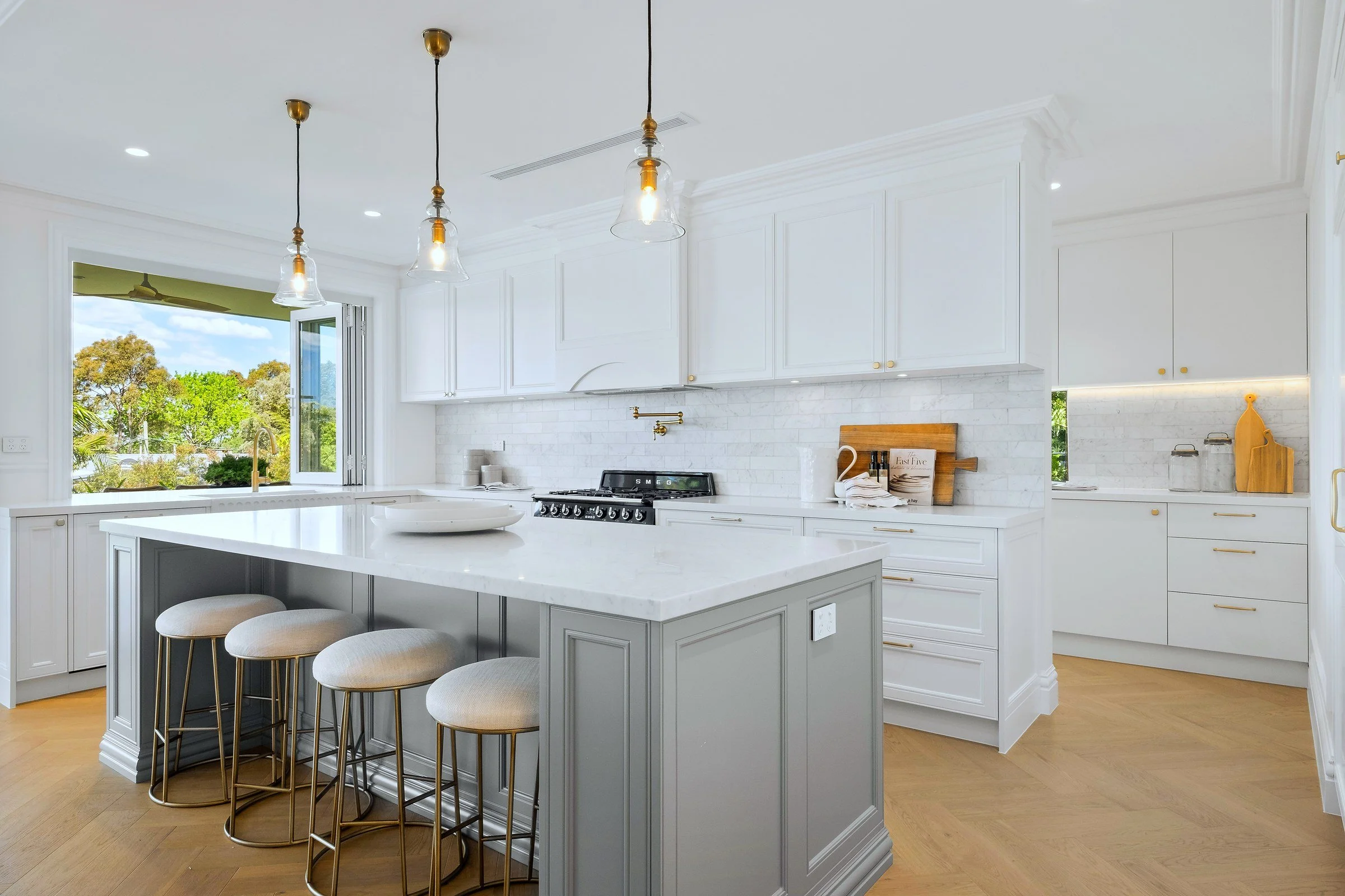 06-kitchen.jpg