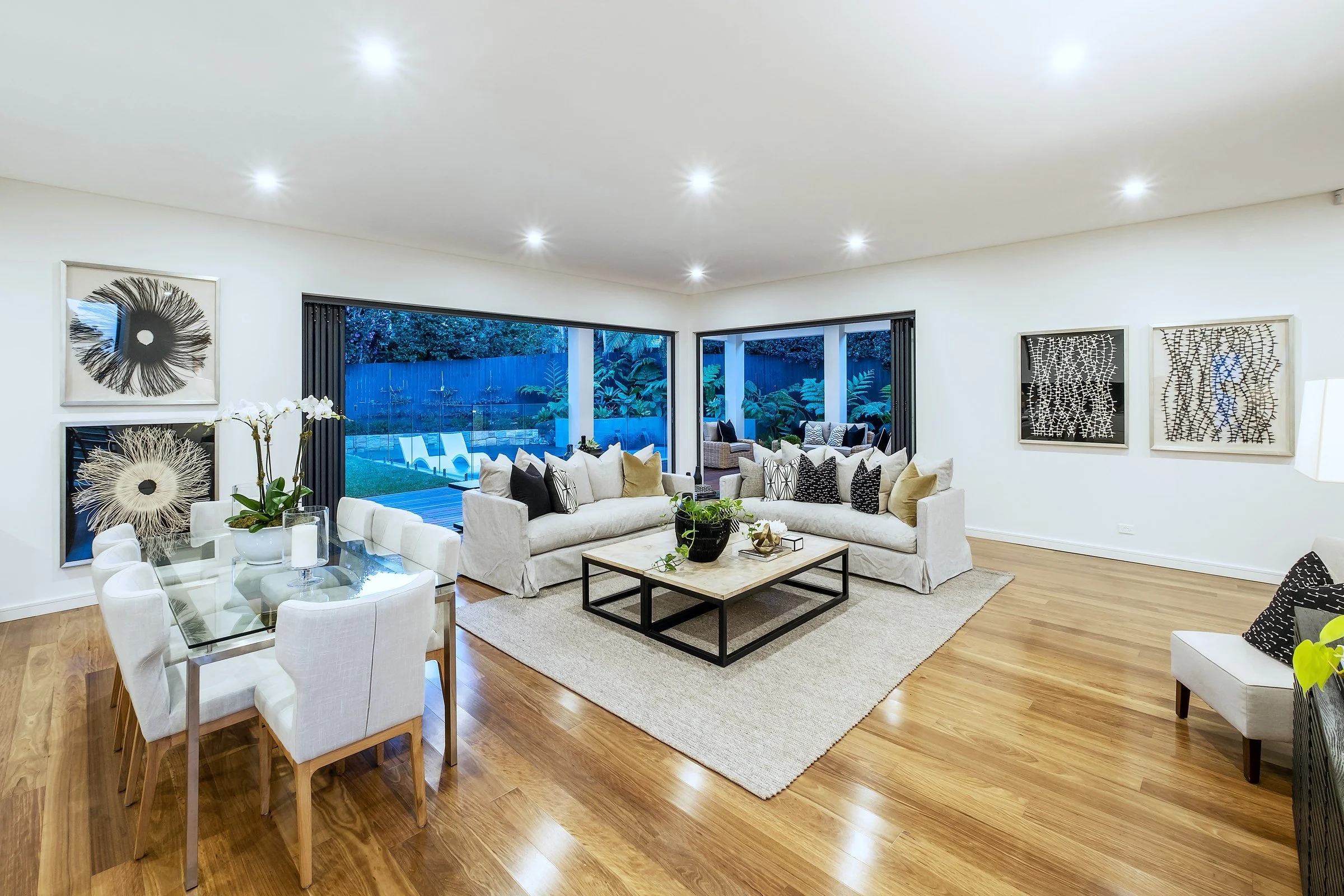 04-open-plan-living-dining.jpg