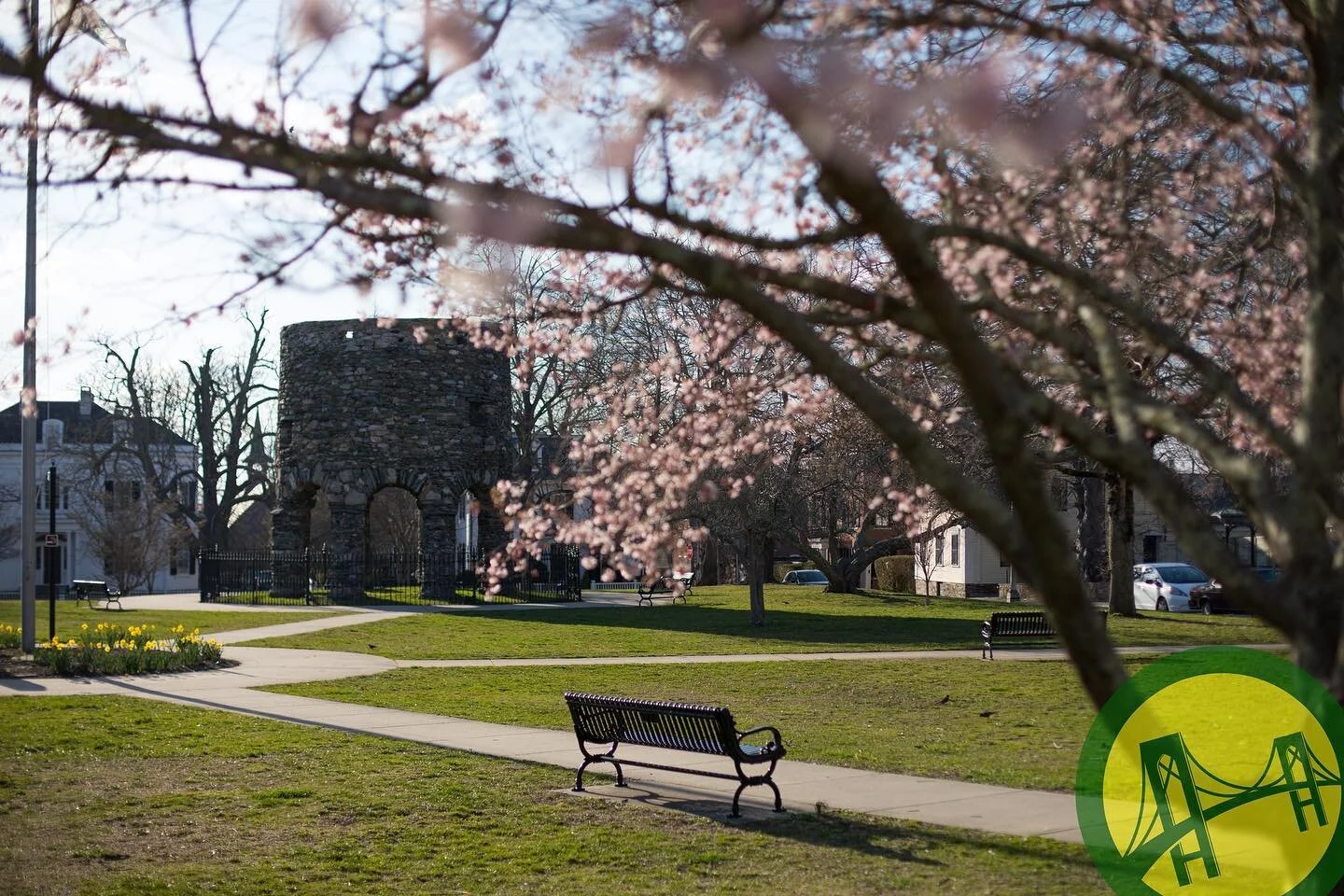 As the sun begins to peak through the clouds, I wanted to remind everyone that TODAY, September 30 (9/30) from 5-6:30pm (as the days are getting a little shorter) - I will be in Touro Park!
I hope if you are free and would like to meet me that you s