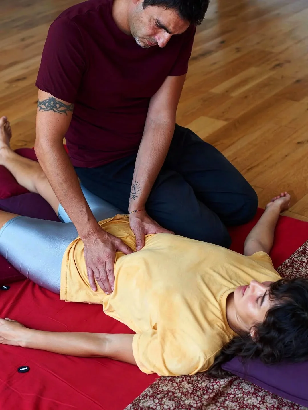 👉🏼✨ Shiatsu !
.
.
.
👉 Contactez-moi pour plus d'informations et pour prendre rendez-vous 😉

Ou visitez mon site davideshiatsu.com
.
.
.
#shiatsuparis11
#shiatsuparis
#massageshiatsu