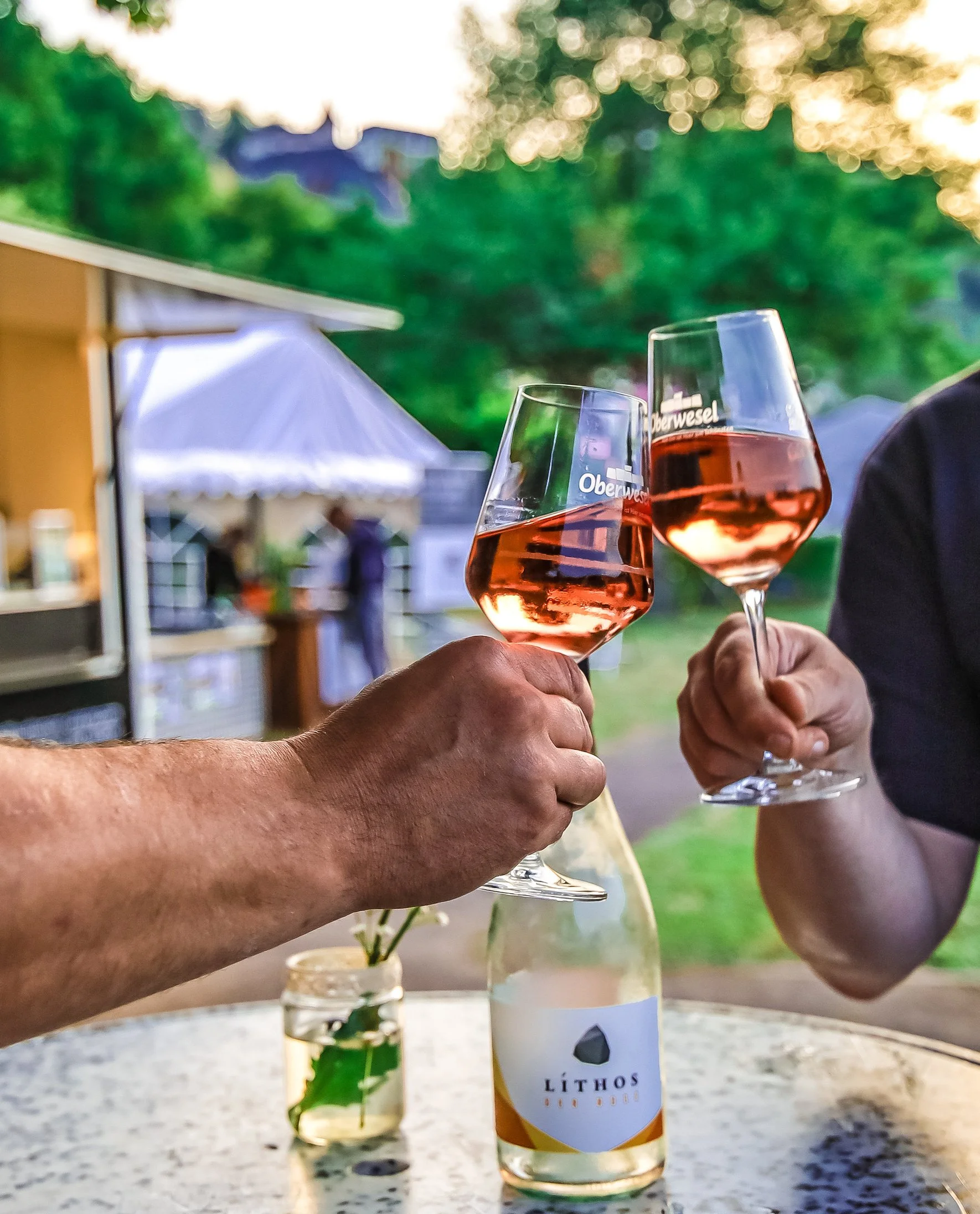 GRILLEN CHILLEN WEINE KILLEN