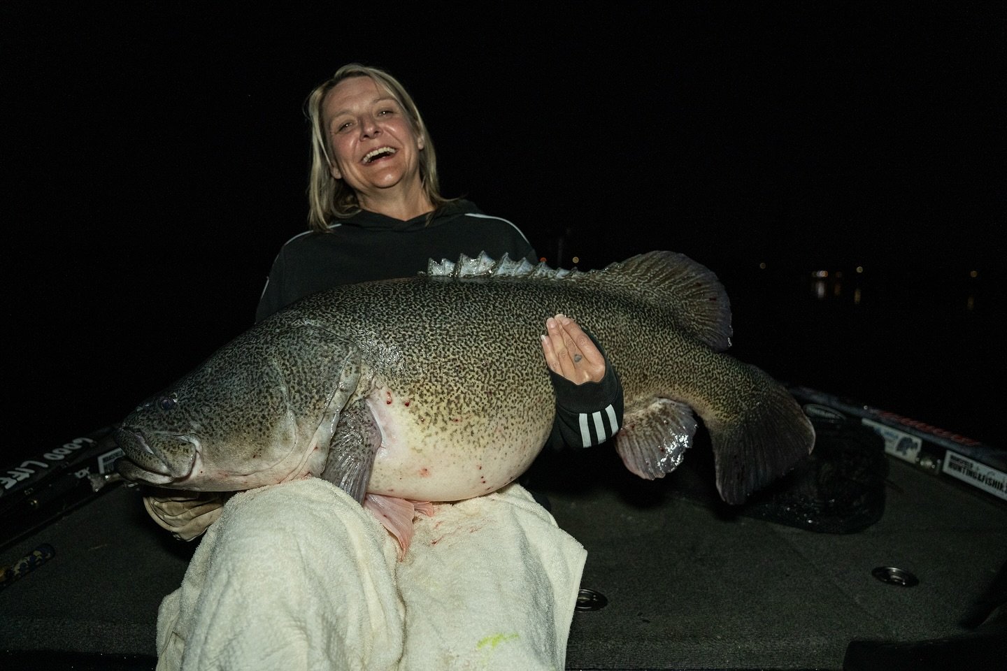 Awesome day out for Kirtrina, first time Murray cod fishing. Spent the day trying a few different techniques and learning how to cast a baitcaster and ended up with a massive fish to finish the day. Well done! #murraycod #fishingaustralia #millerods 
