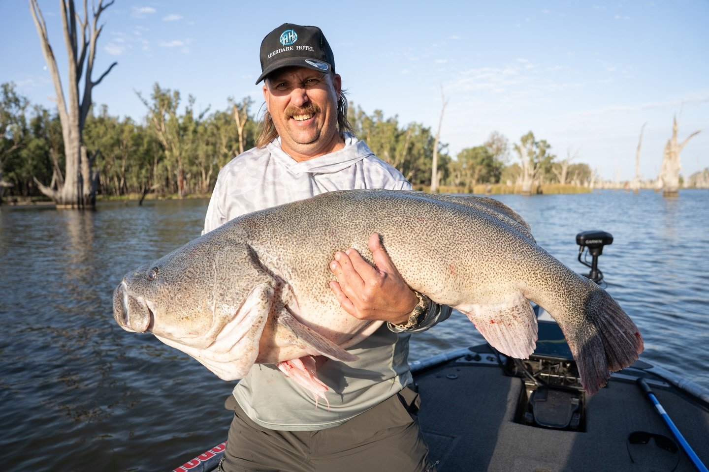 Al came back down from northern NSW to chase the big cod. He caught a metery last trip and definately beat it this time with the Monster!! Well done mate #murraycod #millerods #spinwrightlures