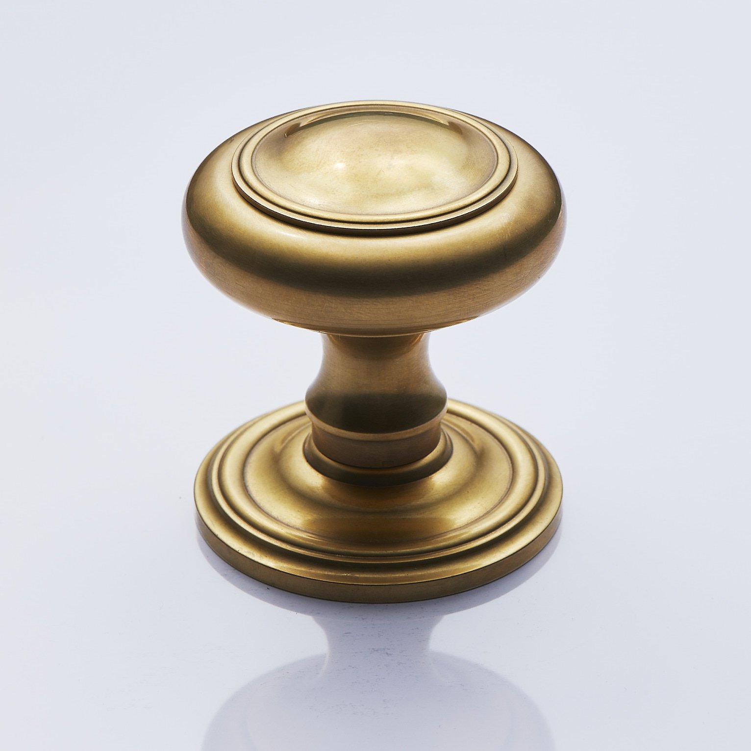 Devonshire Collection Door Knob No.5189