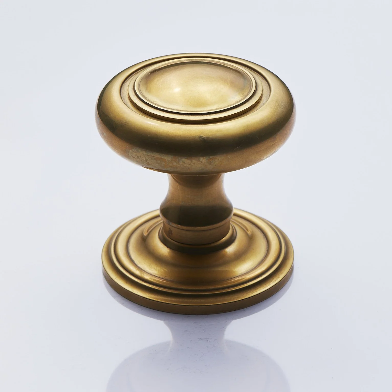 Devonshire Collection Door Knob No.5179