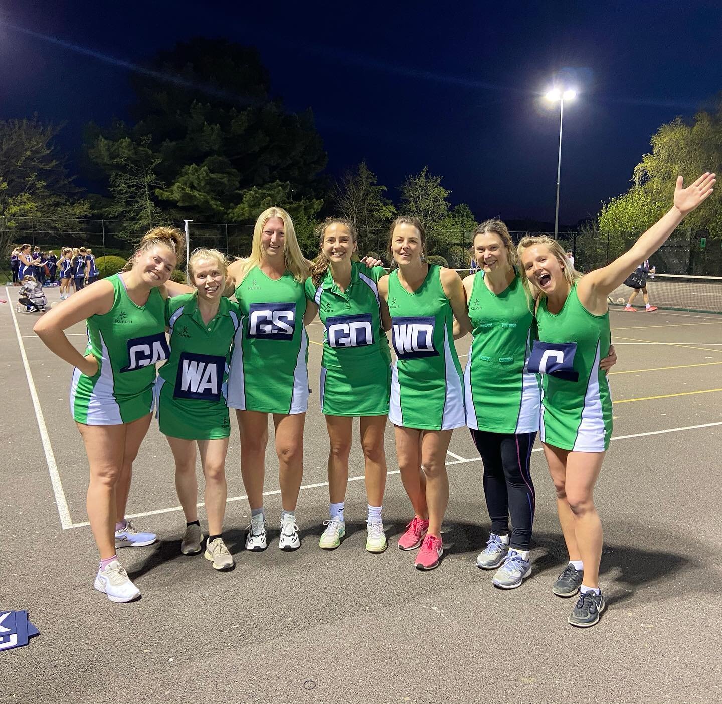 Good to be back!!🥳🥳 

First time we have played since March 2020, didn&rsquo;t realise how much I had missed it!

@j_pink1 @_tiffanywadey_ @emmassloan @coppgem @naomiloosemore @jenuinebun @chantallawfitnessandpilates 

#netball #team #friends #nort