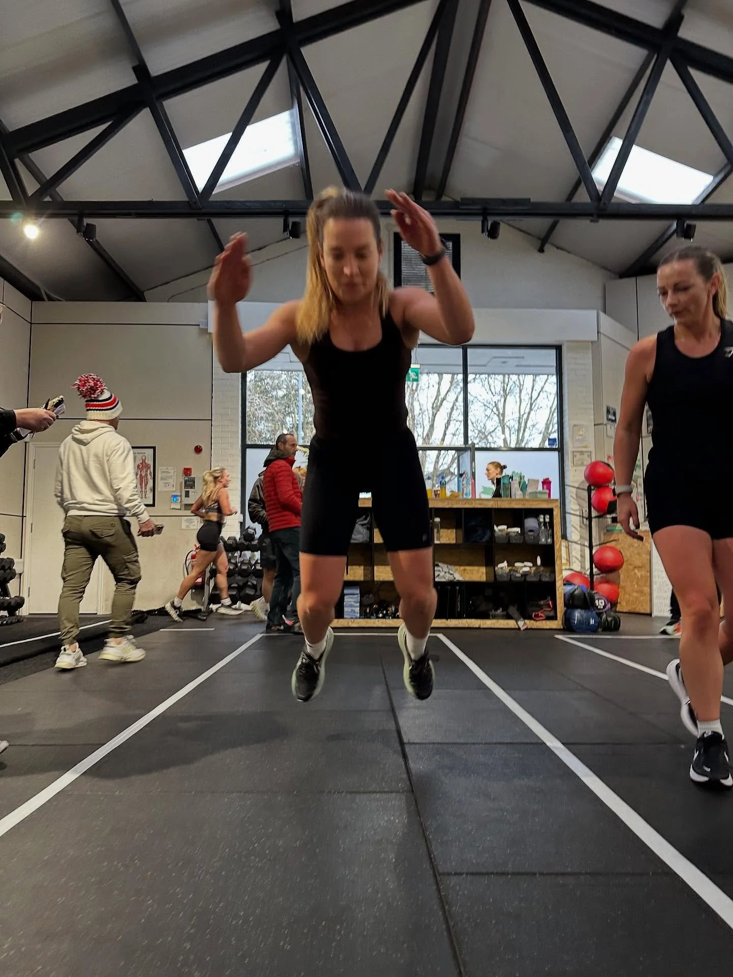 I still love a BBJ action shot!! 

Looking back through these pics takes me back to Sundays Hyrox Sim. So much effort, and so many burpee broad jumps😅🔥

There&rsquo;s something special about watching people give their all &mdash; not because it&rsq