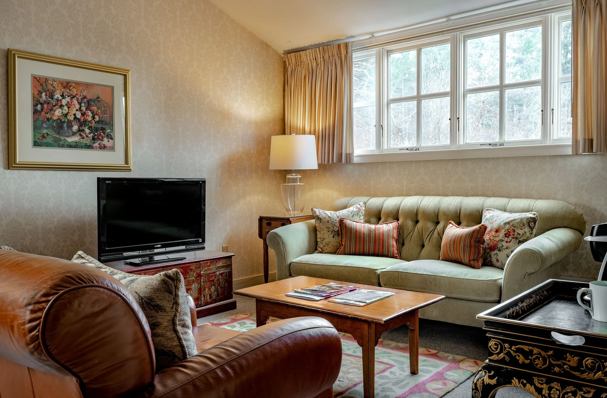 Bedford Village Inn Executive Suite Living Room 3.jpg