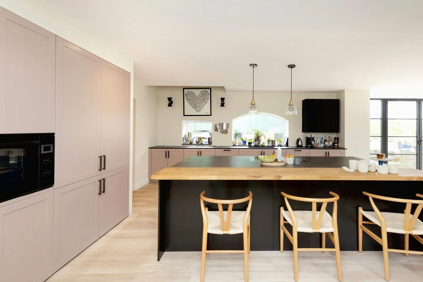 A generous island anchors the space - giving plenty of room for prep, plating and everything in between. Thoughtfully laid out with cooking in mind, this is a kitchen designed to work hard and feel effortless&hellip; a space truly fit for a chef.

Ca