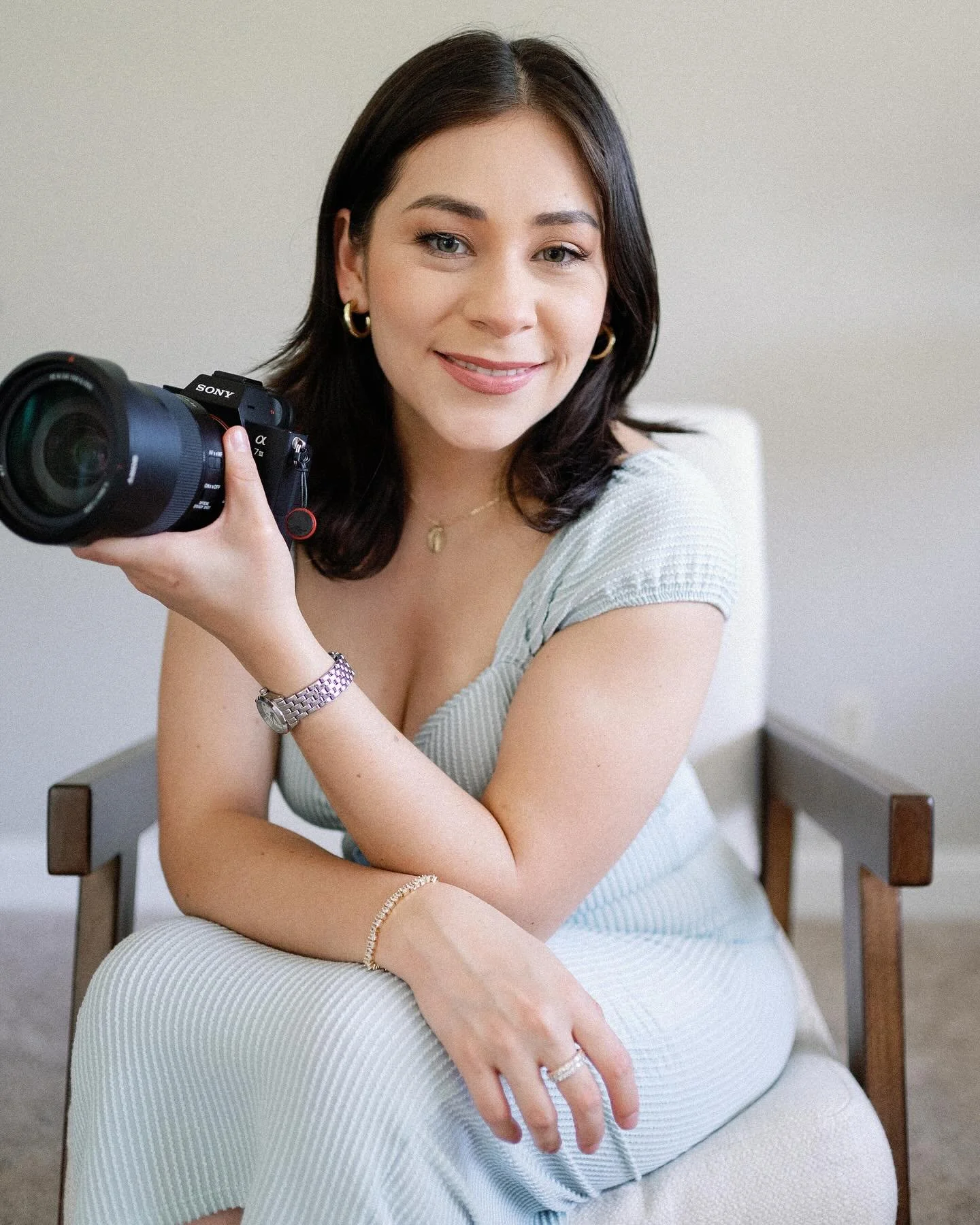 ✨Reintroduction time✨
First things first, I&rsquo;ve been on a journey planning my own wedding! It&rsquo;s given me a whole new level of empathy and understanding for my couples, and I can&rsquo;t wait to bring that deeper connection into my work 🤍 