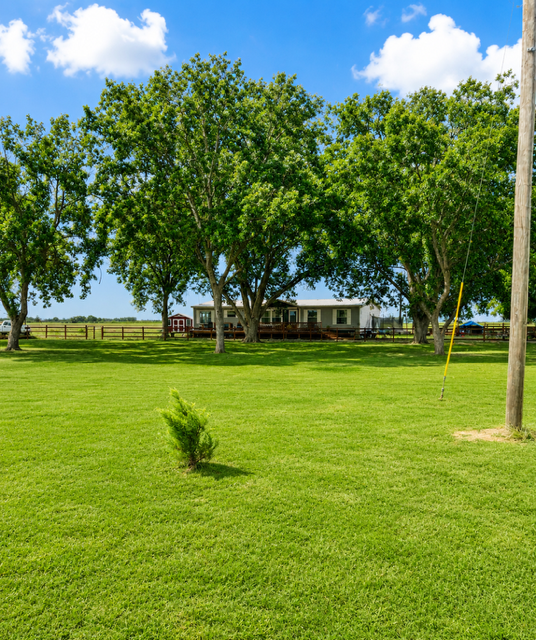868 Shaw Skene Rd