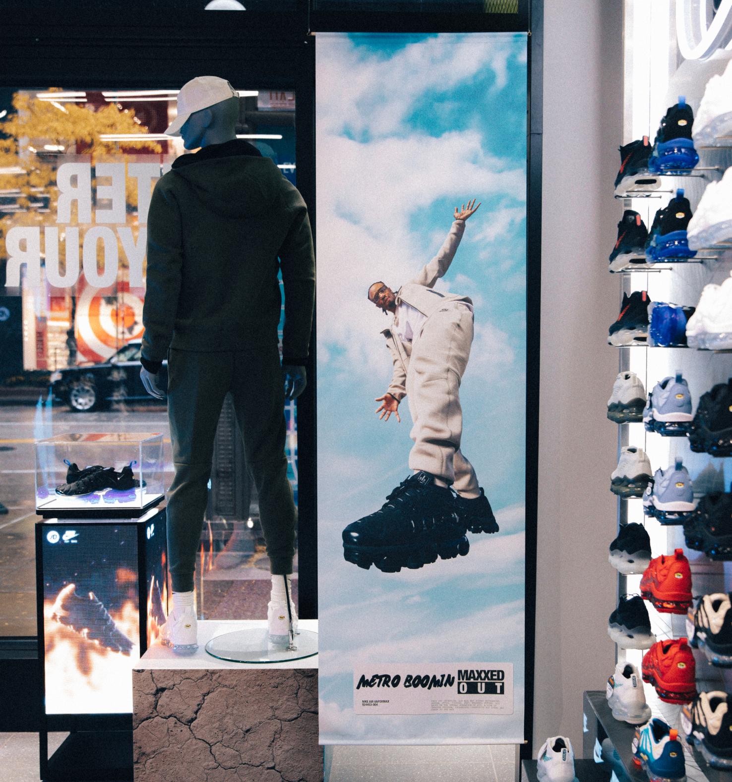 Banner of Metro boomin inside JD Sports