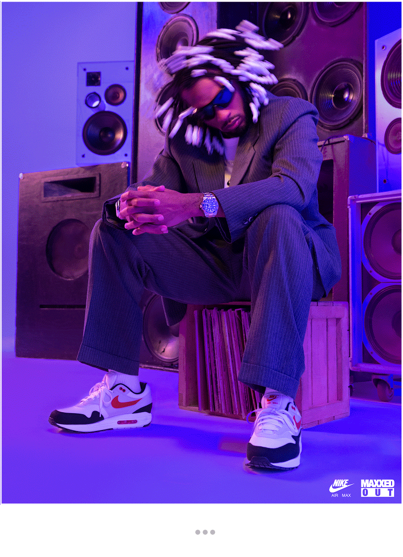 Social carousel mockup of Armani White