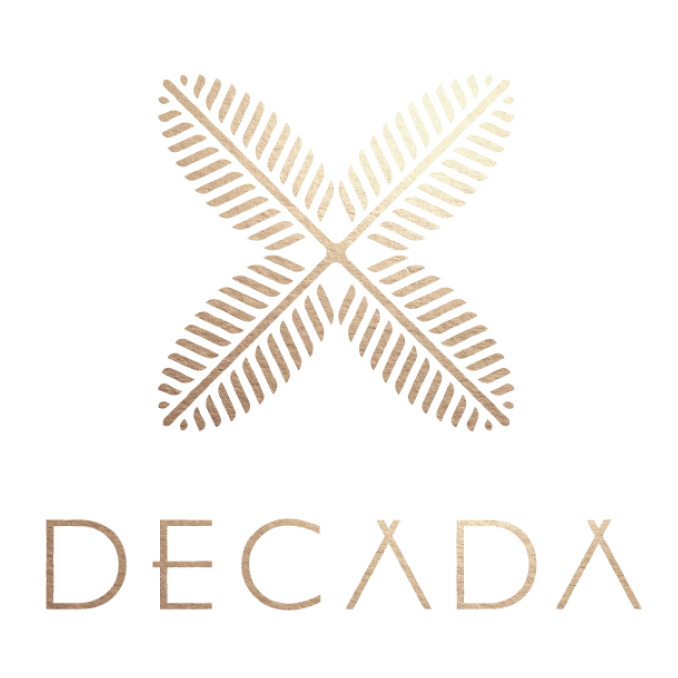 Palm leaves in shape of an "x" with Decada logo beneath it