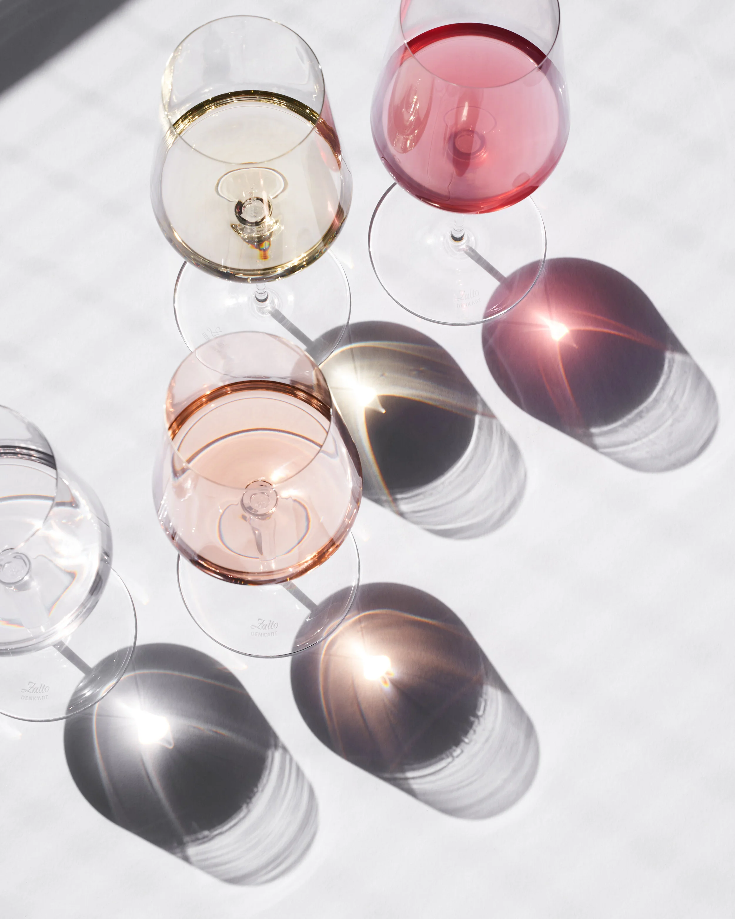 ChristinaMaier_SvenjaAva_avastudios_Motiv_9_Wineglasses.jpg