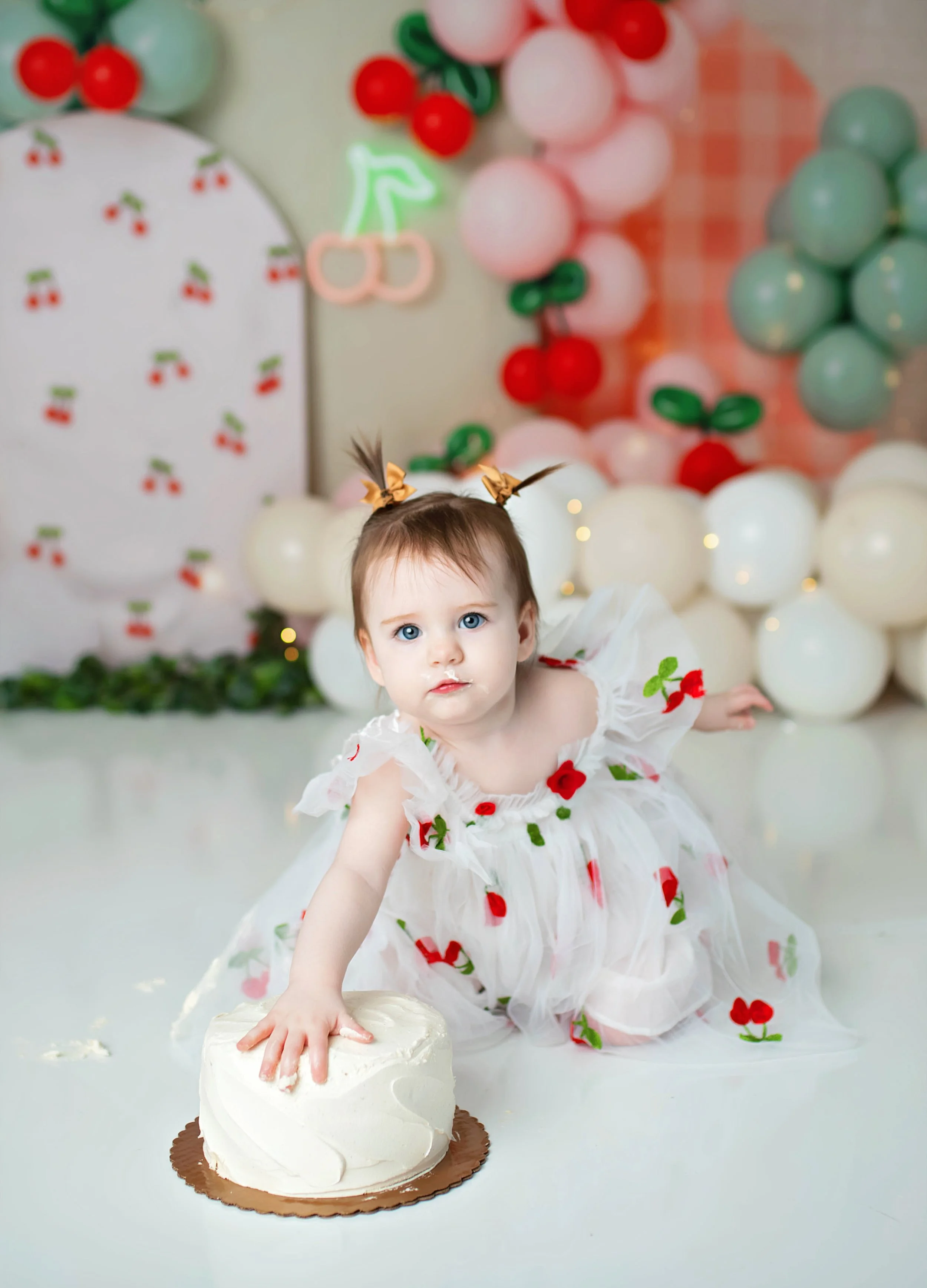 Cake smash in Syracuse NY