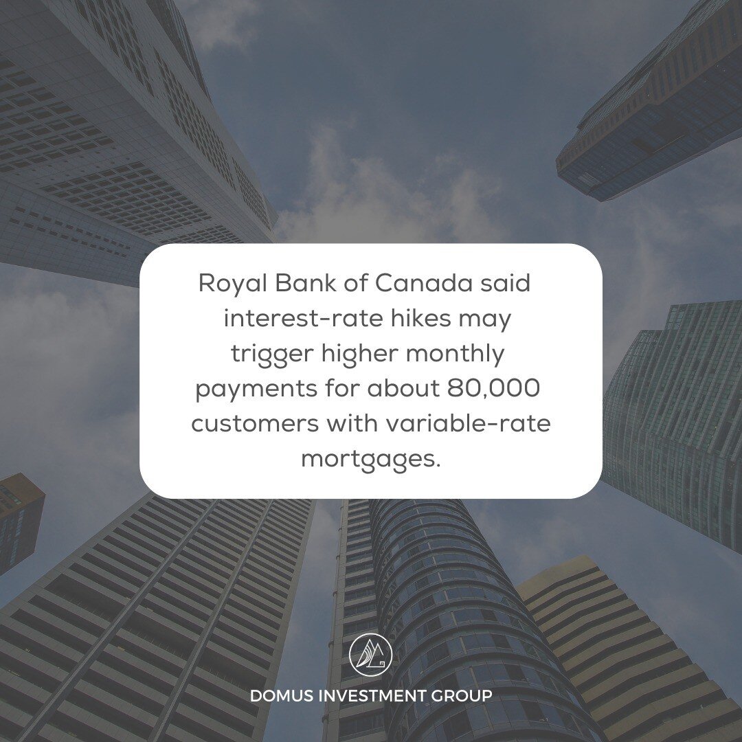 🤚HERE'S WHAT YOU CAN DO: 

If you decide to take a variable rate mortgage, the best way to take advantage of the lower rate and reduce your risk is to increase your payment to what you would be paying on a 5-year fixed rate mortgage. As long as the 