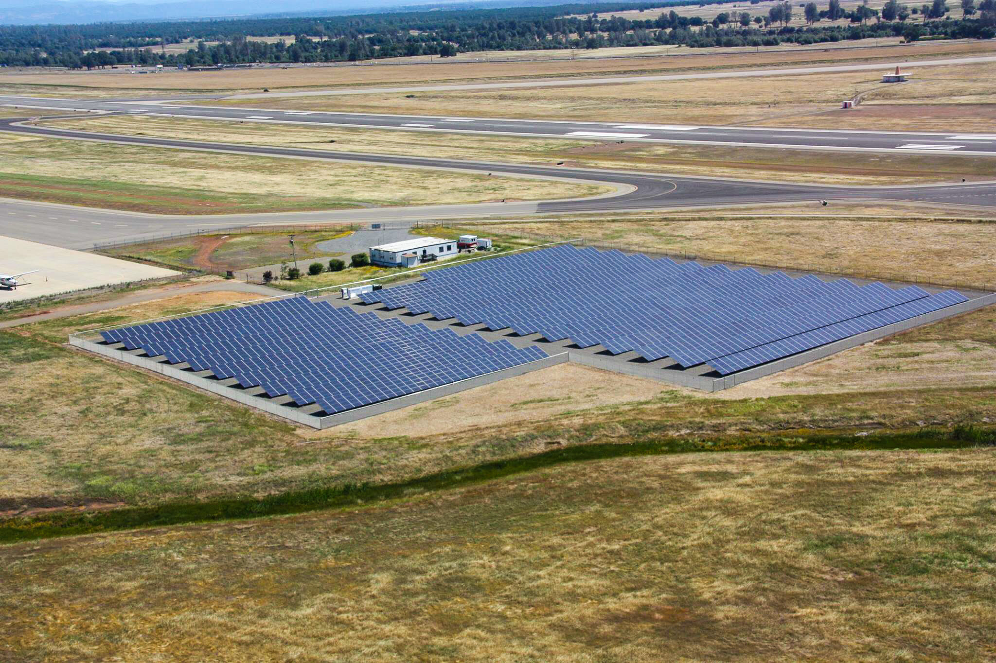 Halcyon Solar Construction Panel Instalation Northern California-1.jpg