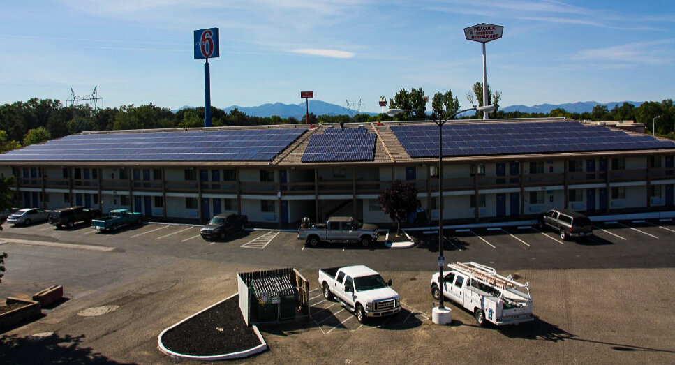 Halcyon Solar Construction Panel Instalation Northern California-8.jpg