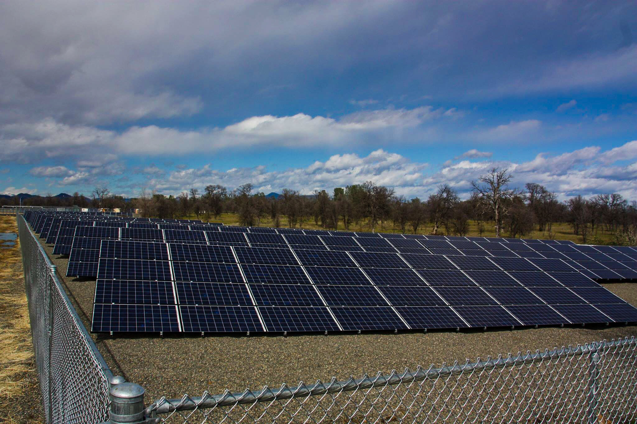 Halcyon Solar Construction Panel Instalation Northern California-11.jpg