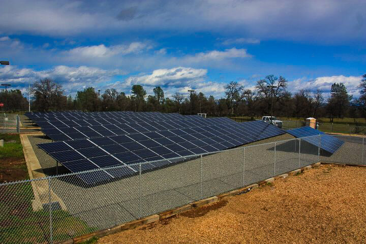 Halcyon Solar Construction Panel Instalation Northern California-6.jpg