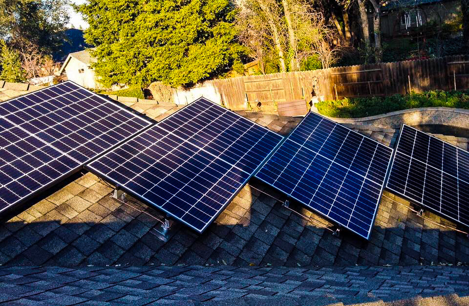 Halcyon Solar Construction Panel Instalation Northern California-20.jpg