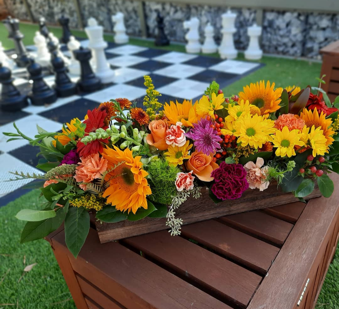 Royal Gratitude Centerpiece