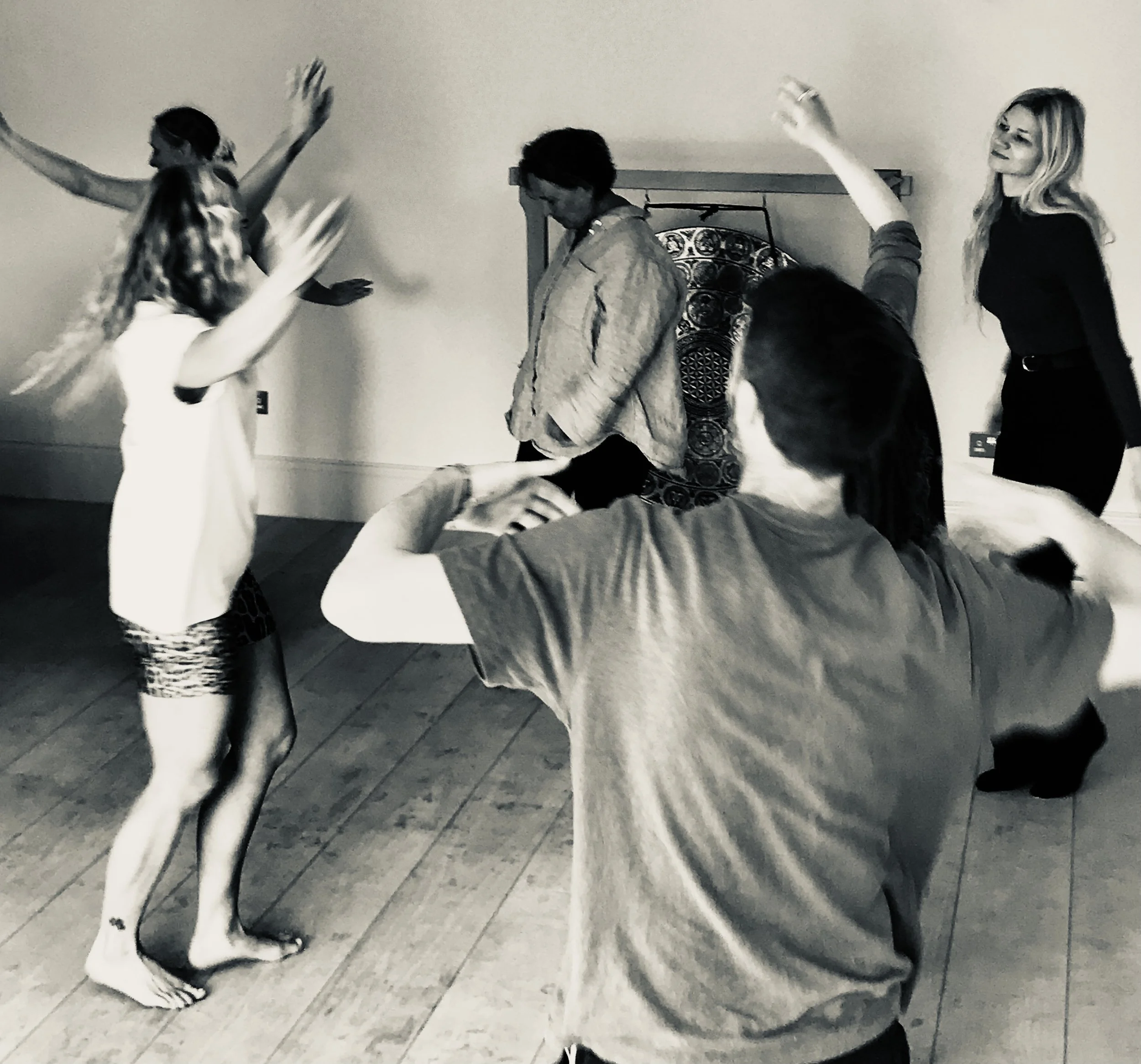 Confidential-1:1-breathwork-session-for-actors- managing-performance-stress-uk-emotional-regulation-discreet-support-bespoke-clarit-performance-nda