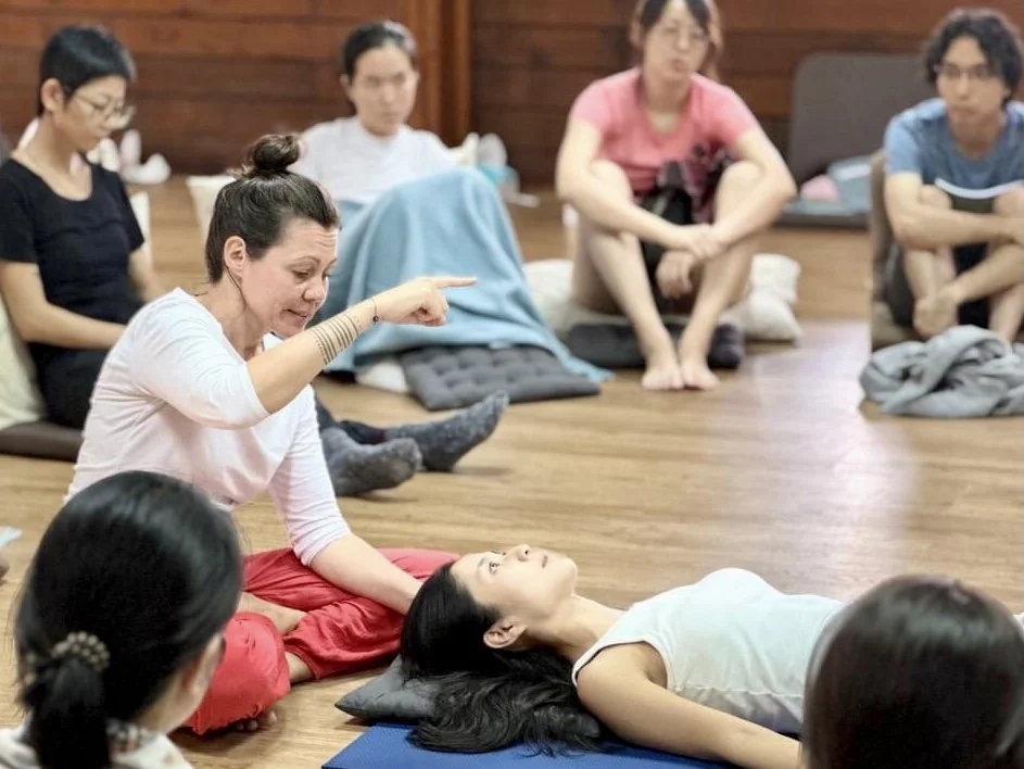 releasing-occular-belt-tension-breathwork-training-reich-taiwan-asia