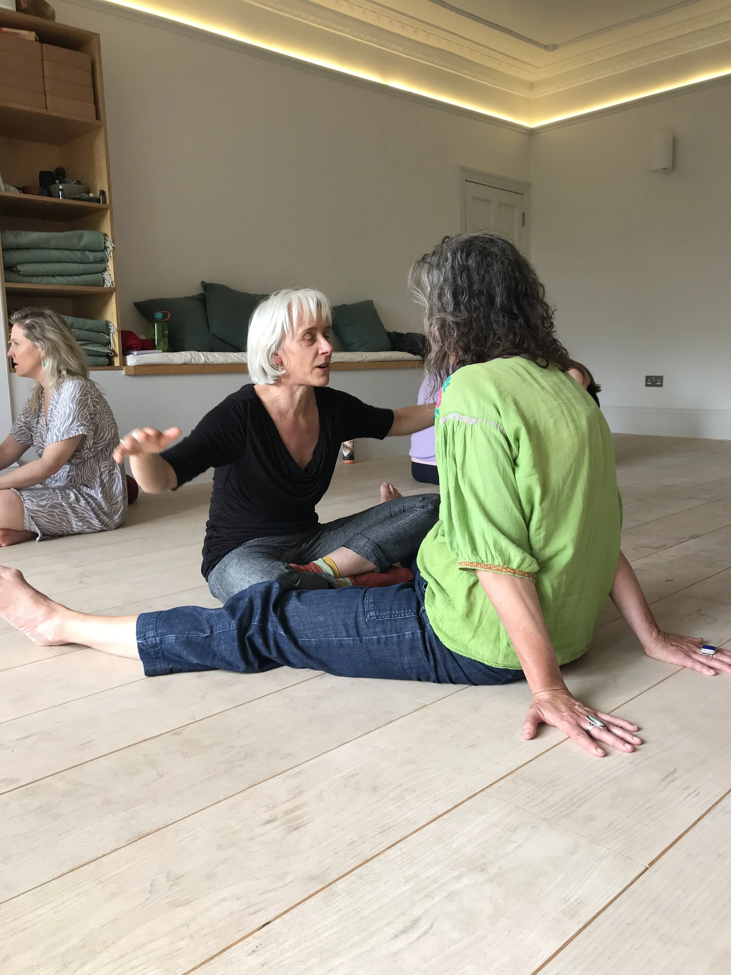 corporate-wellness-session-uk-workplace-wellbeing