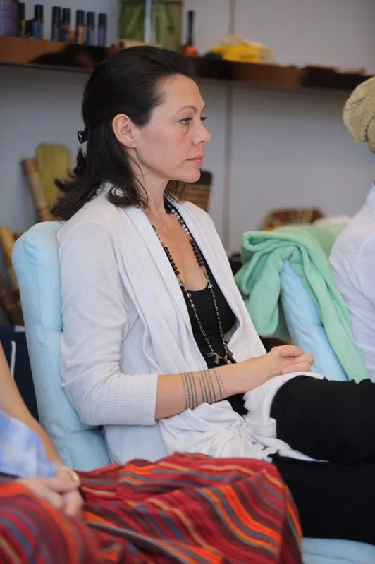 trauma-informed-breathwork-combined-with-somatic-and-embodiment-coaching-certified-facilitator-usa-australia-asia-england-europe