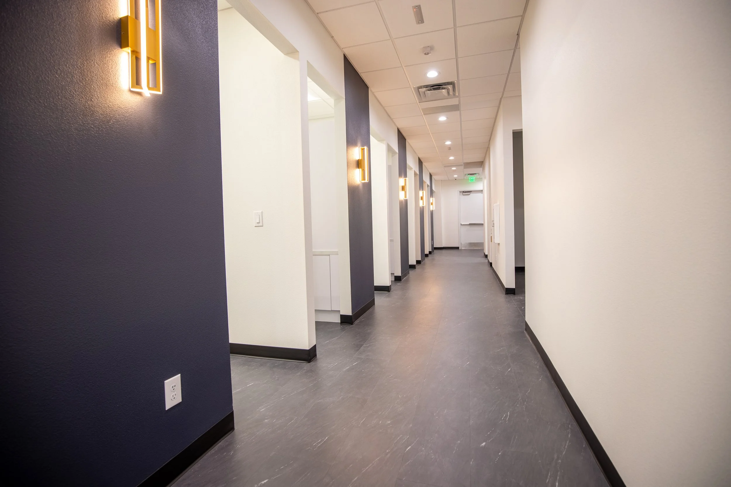 office hdr-2.jpg