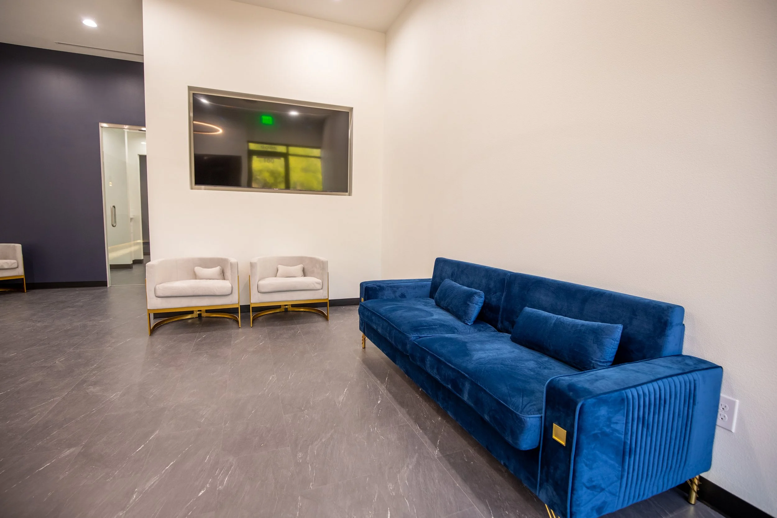 office hdr-3.jpg